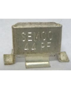 J101-44 Semco Metal Cased Mica Capacitor Case C 44pf 350v (NOS)